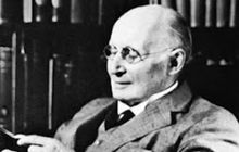 Alfred North Whitehead: Raksasa Logika Modern dan Filsuf Prosesual