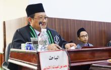 Syaikh Aunul Abied Orang Madura Pertama Raih Gelar Doktor Al-Azhar dengan Disertasi 847 Halaman