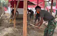 Pascabanjir Bandang dan Longsor di Aceh, TNI Bersihkan dan Perbaiki Rumah Lansia serta Perumahan Guru