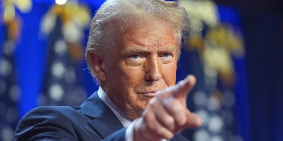 Trump: Kami akan menghantam mereka dengan kekuatan yang belum pernah terlihat sebelumnya