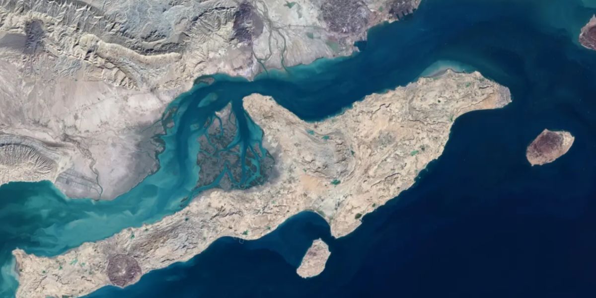 Iran Buka Jalur Hormuz untuk Negara Terpilih, Indonesia Tak Masuk Daftar