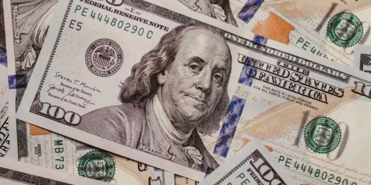 Untuk Pertama Kalinya, Tanda Tangan Donald Trump Akan Muncul di Uang Dolar AS