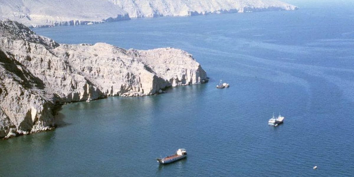Selat Hormuz Kini Berbayar: Iran Terapkan Tarif Dua Juta Dolar per Transit, Kecuali Negara Sahabat