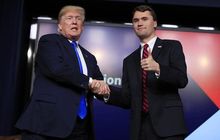 Dunia Berduka atas Kematian Charlie Kirk: Trump Sebut Jadi Momen Gelap, Kanada hingga Italia Justru Ingatkan Sinyal Bahaya