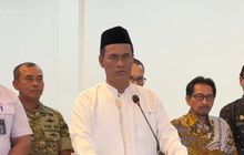 Banjir Sumatera: Mentan Amran Pastikan Stok Pangan Aman, Pemerintah Kirim Ribuan Ton Beras dan Minyak Goreng