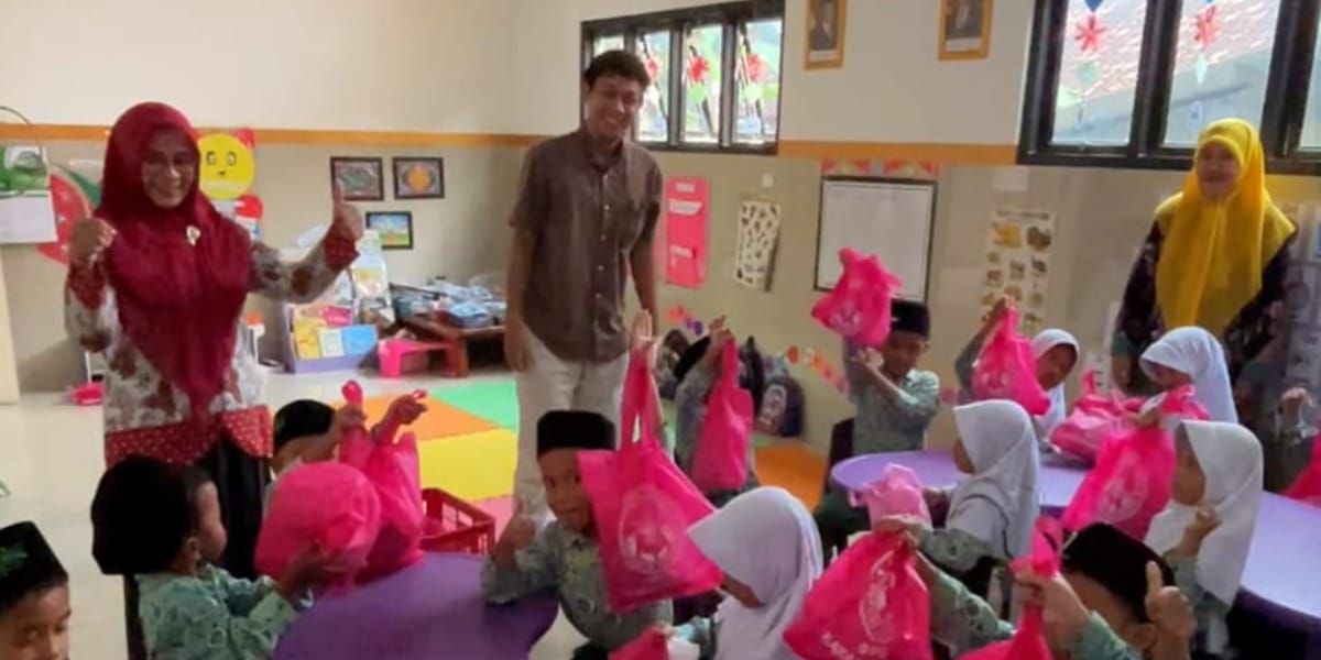 Menu Ramadan Diprotes, Dapur MBG di Pekalongan Konsisten Sajikan Roti, Ayam, Tahu Tempe dan Pisang