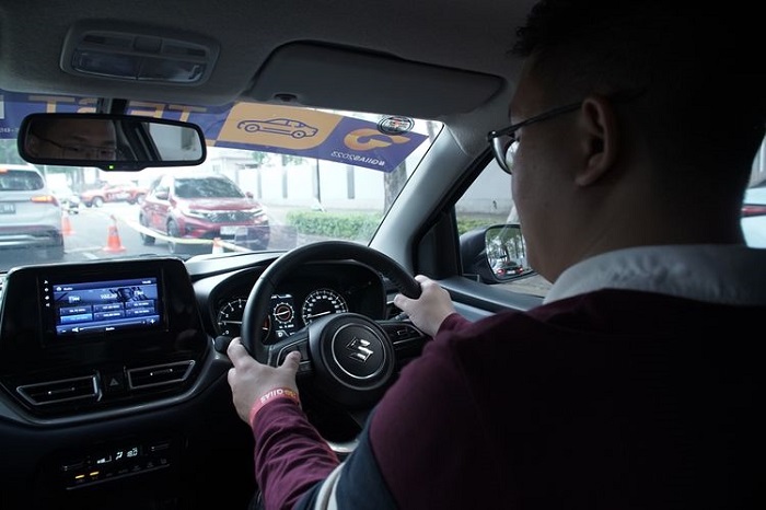 Ini Teknik Eco Driving untuk Menghemat BBM Mobil Anda